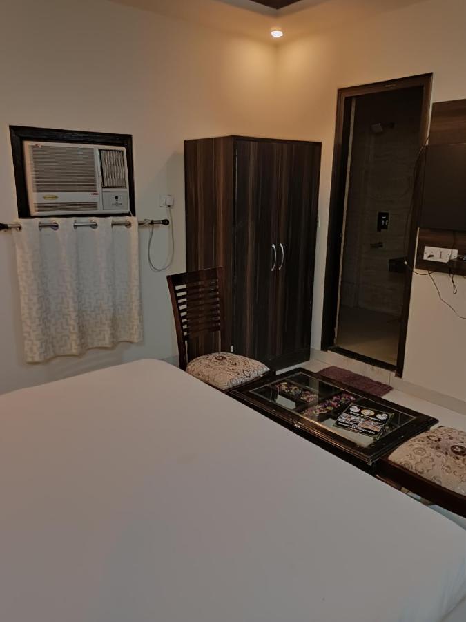 Hotel Aerotech Near Igi Airport New Delhi Eksteriør billede