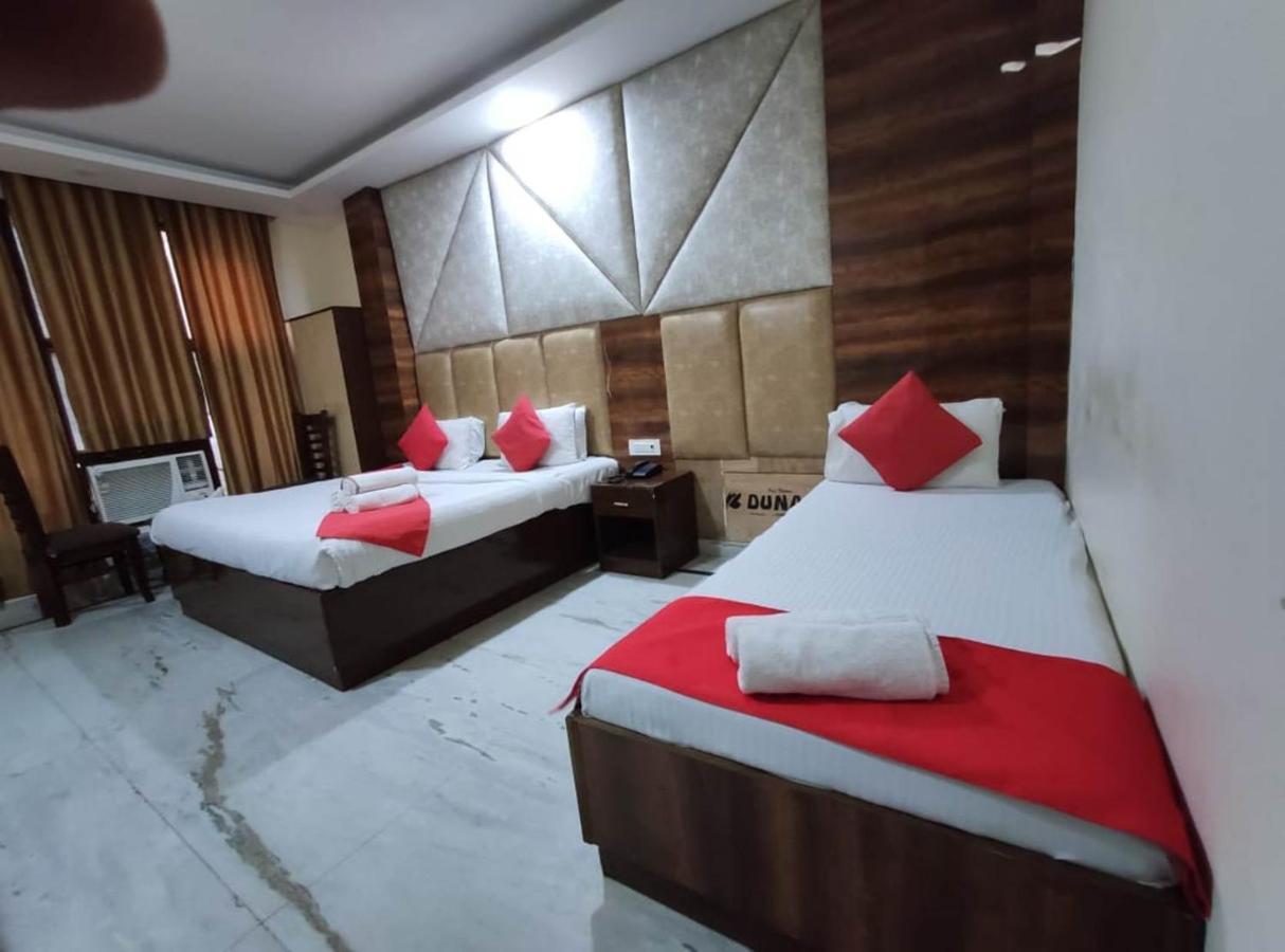 Hotel Aerotech Near Igi Airport New Delhi Eksteriør billede