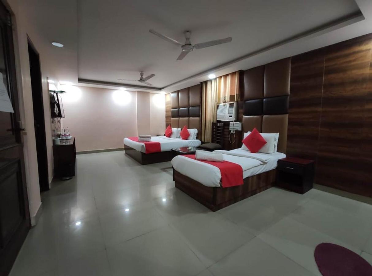 Hotel Aerotech Near Igi Airport New Delhi Eksteriør billede
