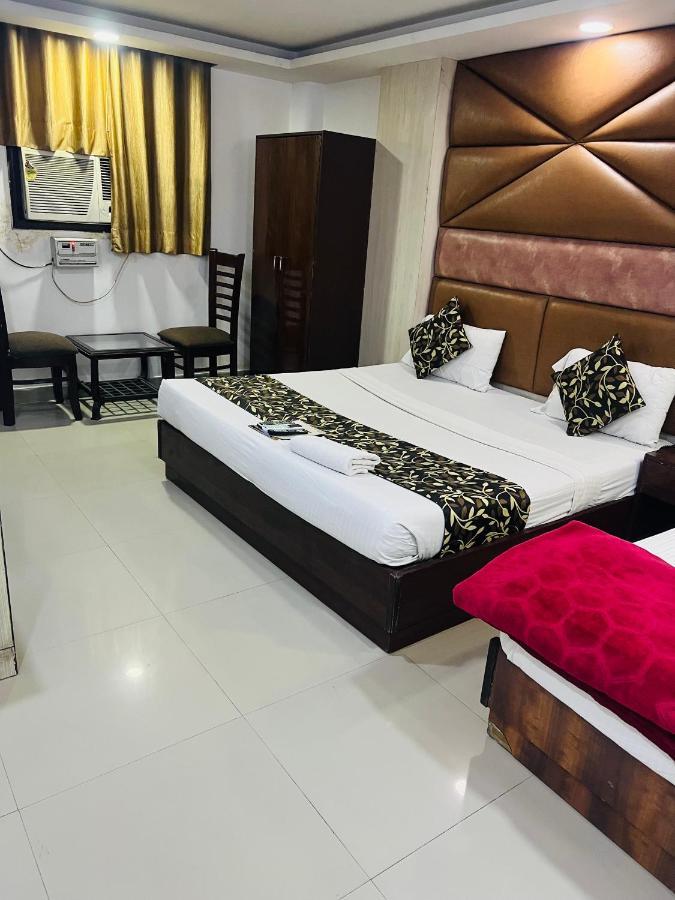 Hotel Aerotech Near Igi Airport New Delhi Eksteriør billede