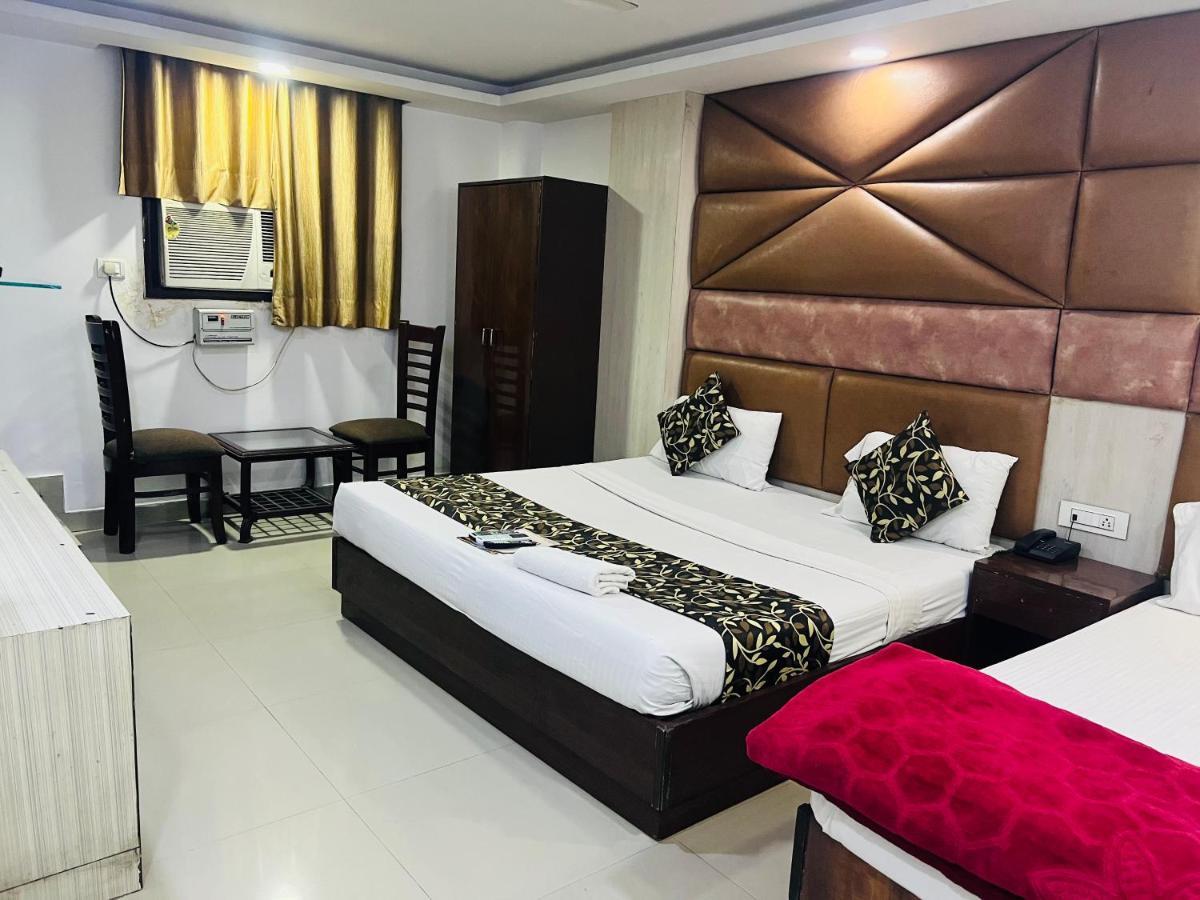 Hotel Aerotech Near Igi Airport New Delhi Eksteriør billede