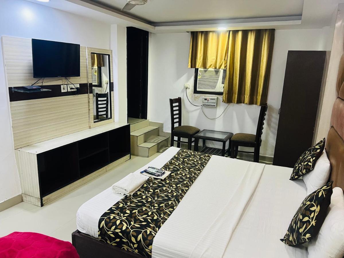 Hotel Aerotech Near Igi Airport New Delhi Eksteriør billede