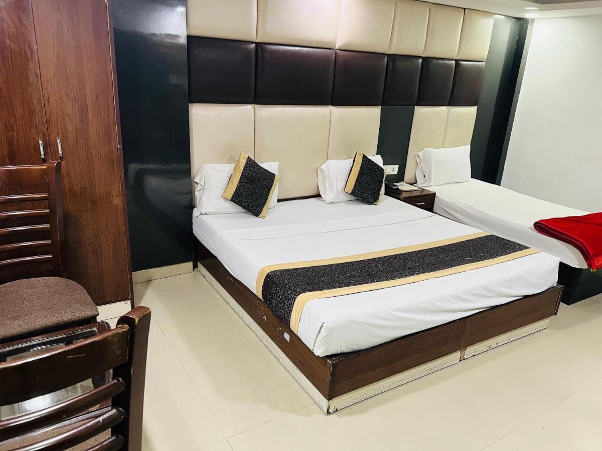 Hotel Aerotech Near Igi Airport New Delhi Eksteriør billede